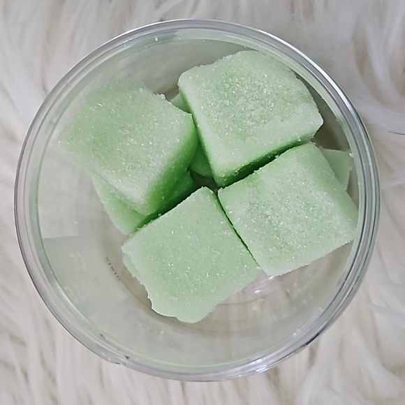 Harper + Ari Exfoliating Sugar Cubes Juice Cleanse - Picture 3 of 6